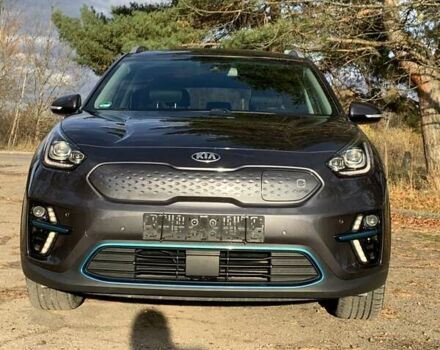 Сірий Кіа Niro, об'ємом двигуна 0 л та пробігом 128 тис. км за 18950 $, фото 3 на Automoto.ua