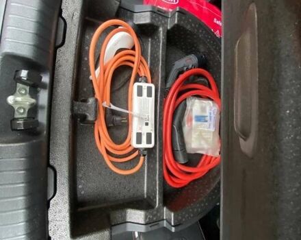 Киа Niro 2020 в Тернополе на Automoto.ua Серый Киа Niro, объемом двигателя 0 л и пробегом 149 тыс. км за 18800 $, фото 23 на Automoto.ua