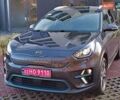 Киа Niro 2020 в Ровно на Automoto.ua Серый Киа Niro, объемом двигателя 0 л и пробегом 125 тыс. км за 19850 $, фото 95 на Automoto.ua