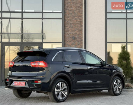 Серый Киа Niro, объемом двигателя 0 л и пробегом 142 тыс. км за 17700 $, фото 19 на Automoto.ua