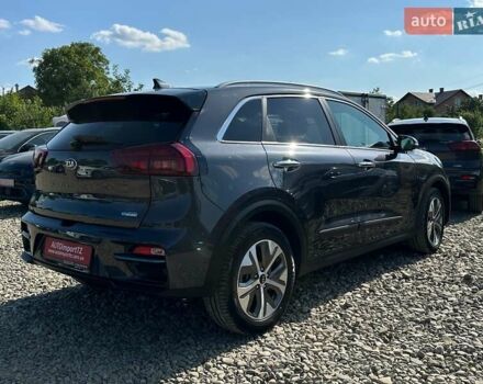 Сірий Кіа Niro, об'ємом двигуна 0 л та пробігом 76 тис. км за 21700 $, фото 9 на Automoto.ua