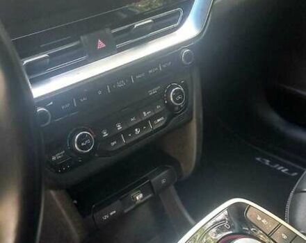 Сірий Кіа Niro, об'ємом двигуна 0 л та пробігом 75 тис. км за 23200 $, фото 18 на Automoto.ua