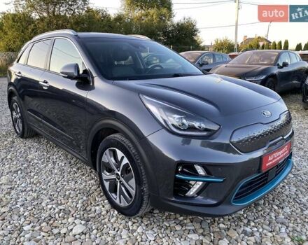 Сірий Кіа Niro, об'ємом двигуна 0 л та пробігом 107 тис. км за 21950 $, фото 19 на Automoto.ua
