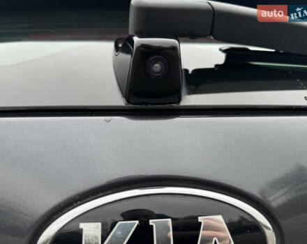 Серый Киа Niro, объемом двигателя 0 л и пробегом 158 тыс. км за 17750 $, фото 36 на Automoto.ua