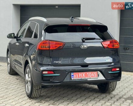 Серый Киа Niro, объемом двигателя 0 л и пробегом 156 тыс. км за 18500 $, фото 28 на Automoto.ua
