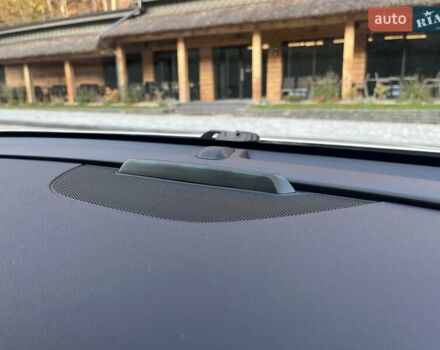 Серый Киа Niro, объемом двигателя 0 л и пробегом 72 тыс. км за 19750 $, фото 66 на Automoto.ua