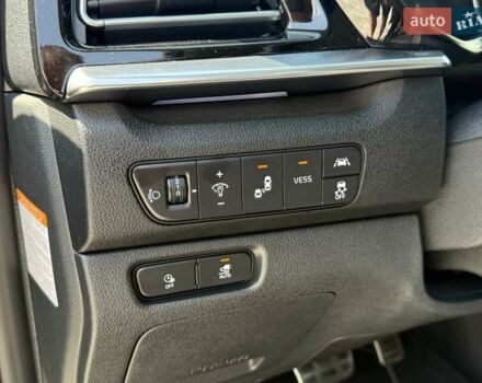 Сірий Кіа Niro, об'ємом двигуна 0 л та пробігом 82 тис. км за 20500 $, фото 14 на Automoto.ua