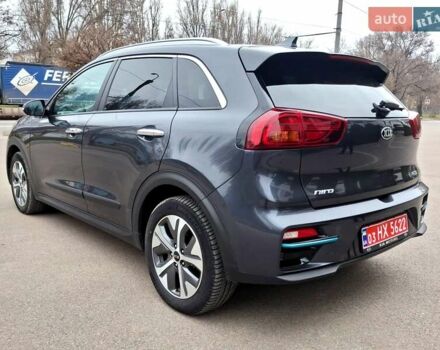 Серый Киа Niro, объемом двигателя 0 л и пробегом 115 тыс. км за 20300 $, фото 11 на Automoto.ua