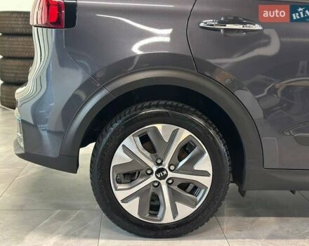Сірий Кіа Niro, об'ємом двигуна 0 л та пробігом 155 тис. км за 19400 $, фото 7 на Automoto.ua