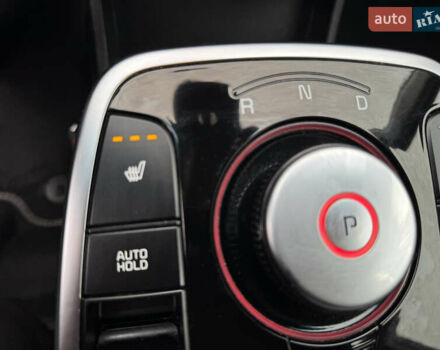 Серый Киа Niro, объемом двигателя 0 л и пробегом 158 тыс. км за 17750 $, фото 79 на Automoto.ua