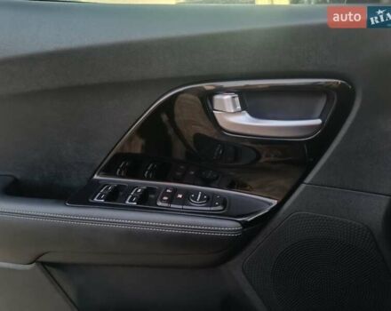 Сірий Кіа Niro, об'ємом двигуна 1.58 л та пробігом 53 тис. км за 18300 $, фото 9 на Automoto.ua