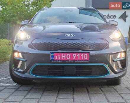 Киа Niro 2020 в Ровно на Automoto.ua Серый Киа Niro, объемом двигателя 0 л и пробегом 125 тыс. км за 19850 $, фото 12 на Automoto.ua