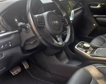 Сірий Кіа Niro, об'ємом двигуна 0 л та пробігом 75 тис. км за 23200 $, фото 21 на Automoto.ua