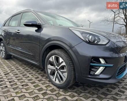 Сірий Кіа Niro, об'ємом двигуна 0 л та пробігом 150 тис. км за 17350 $, фото 8 на Automoto.ua