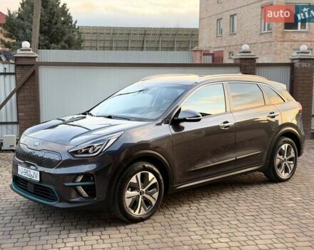 Сірий Кіа Niro, об'ємом двигуна 0 л та пробігом 118 тис. км за 20499 $, фото 7 на Automoto.ua