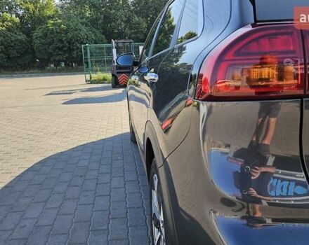 Киа Niro 2020 в Радомышле на Automoto.ua Серый Киа Niro, объемом двигателя 0 л и пробегом 145 тыс. км за 18800 $, фото 6 на Automoto.ua