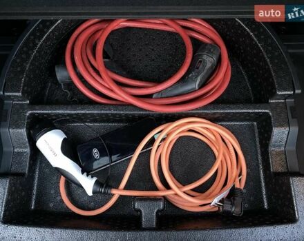 Киа Niro 2020 в Львове на Automoto.ua Серый Киа Niro, объемом двигателя 0 л и пробегом 107 тыс. км за 20950 $, фото 68 на Automoto.ua