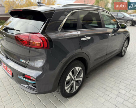 Кіа Niro 2020 у Вінниці на Automoto.ua Сірий Кіа Niro, об'ємом двигуна 0 л та пробігом 157 тис. км за 19500 $, фото 13 на Automoto.ua