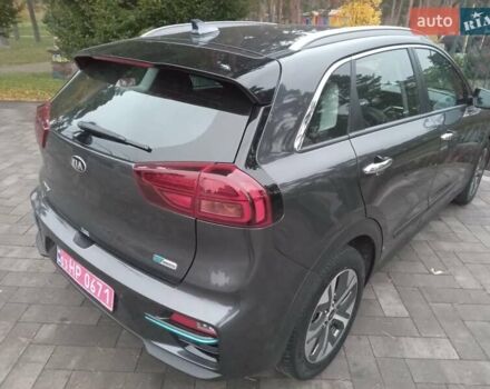 Киа Niro 2020 в Ирпене на Automoto.ua Серый Киа Niro, объемом двигателя 0 л и пробегом 99 тыс. км за 20490 $, фото 12 на Automoto.ua