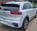 Серый Киа Niro, объемом двигателя 0 л и пробегом 167 тыс. км за 18400 $, фото 10 на Automoto.ua