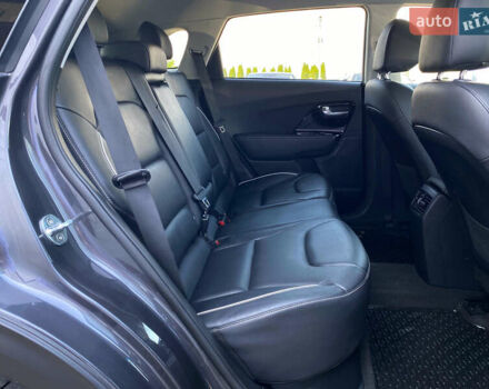 Сірий Кіа Niro, об'ємом двигуна 0 л та пробігом 116 тис. км за 21800 $, фото 104 на Automoto.ua
