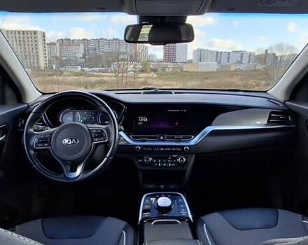 Сірий Кіа Niro, об'ємом двигуна 0 л та пробігом 91 тис. км за 19300 $, фото 1 на Automoto.ua