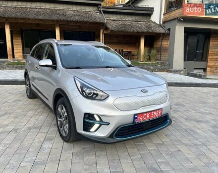 Серый Киа Niro, объемом двигателя 0 л и пробегом 72 тыс. км за 19750 $, фото 13 на Automoto.ua