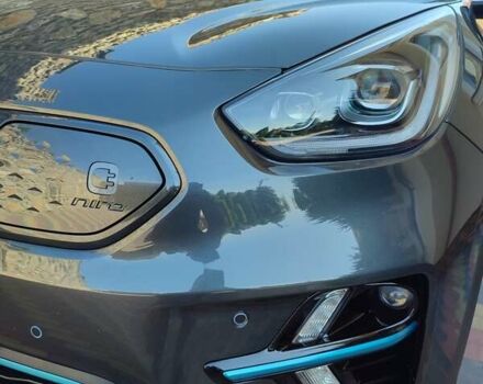 Серый Киа Niro, объемом двигателя 0 л и пробегом 49 тыс. км за 23000 $, фото 8 на Automoto.ua