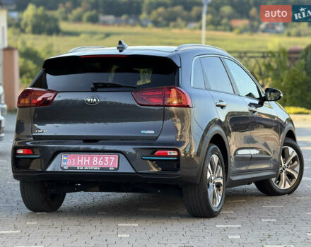 Серый Киа Niro, объемом двигателя 0 л и пробегом 145 тыс. км за 18800 $, фото 36 на Automoto.ua