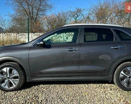 Сірий Кіа Niro, об'ємом двигуна 0 л та пробігом 58 тис. км за 23400 $, фото 21 на Automoto.ua