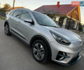 Сірий Кіа Niro, об'ємом двигуна 0 л та пробігом 120 тис. км за 22200 $, фото 18 на Automoto.ua