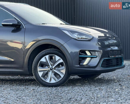 Сірий Кіа Niro, об'ємом двигуна 0 л та пробігом 102 тис. км за 18900 $, фото 10 на Automoto.ua