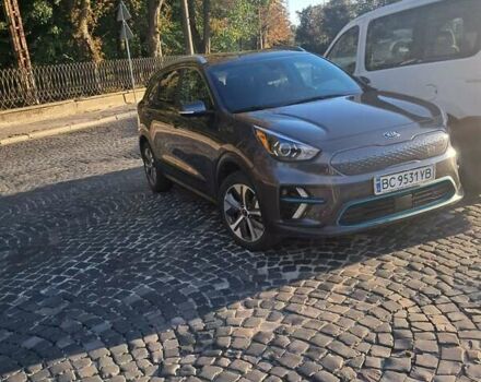Серый Киа Niro, объемом двигателя 0 л и пробегом 89 тыс. км за 20500 $, фото 20 на Automoto.ua