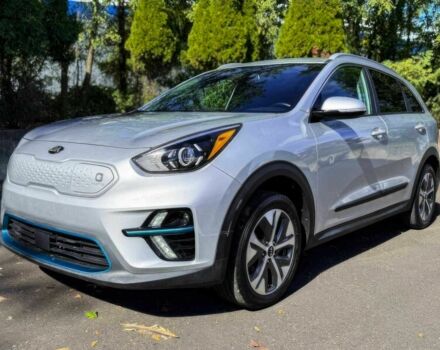 Сірий Кіа Niro, об'ємом двигуна 0 л та пробігом 40 тис. км за 7100 $, фото 2 на Automoto.ua