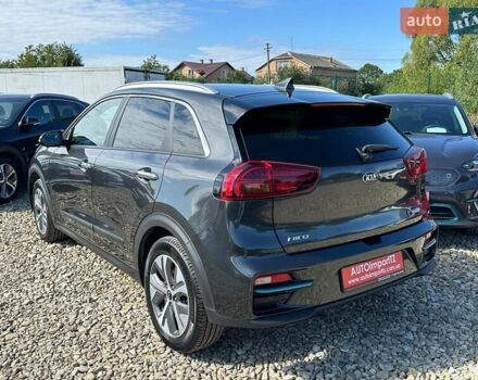 Серый Киа Niro, объемом двигателя 0 л и пробегом 97 тыс. км за 23200 $, фото 19 на Automoto.ua
