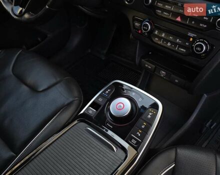 Серый Киа Niro, объемом двигателя 0 л и пробегом 144 тыс. км за 17250 $, фото 35 на Automoto.ua