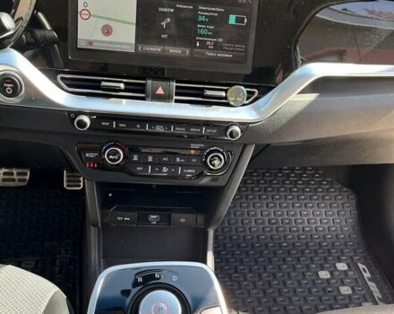 Серый Киа Niro, объемом двигателя 0 л и пробегом 112 тыс. км за 18900 $, фото 20 на Automoto.ua