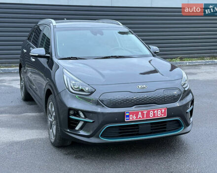 Серый Киа Niro, объемом двигателя 0 л и пробегом 165 тыс. км за 18000 $, фото 15 на Automoto.ua