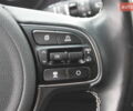 Сірий Кіа Niro, об'ємом двигуна 0 л та пробігом 74 тис. км за 19990 $, фото 39 на Automoto.ua