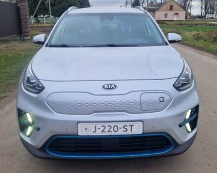 Серый Киа Niro, объемом двигателя 0 л и пробегом 167 тыс. км за 18400 $, фото 1 на Automoto.ua