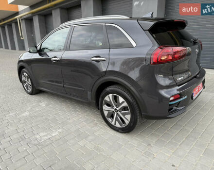 Кіа Niro 2020 у Вінниці на Automoto.ua Сірий Кіа Niro, об'ємом двигуна 0 л та пробігом 157 тис. км за 19500 $, фото 7 на Automoto.ua