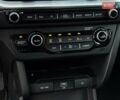 Серый Киа Niro, объемом двигателя 0 л и пробегом 150 тыс. км за 18500 $, фото 49 на Automoto.ua