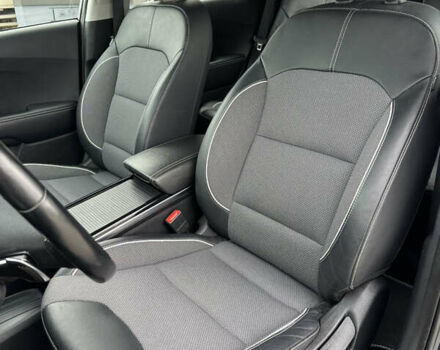 Серый Киа Niro, объемом двигателя 0 л и пробегом 128 тыс. км за 19400 $, фото 46 на Automoto.ua
