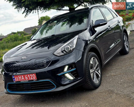 Серый Киа Niro, объемом двигателя 0 л и пробегом 96 тыс. км за 19500 $, фото 6 на Automoto.ua