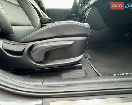 Серый Киа Niro, объемом двигателя 0 л и пробегом 109 тыс. км за 20500 $, фото 28 на Automoto.ua