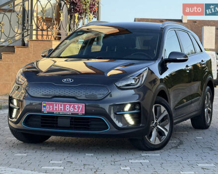 Серый Киа Niro, объемом двигателя 0 л и пробегом 145 тыс. км за 18800 $, фото 11 на Automoto.ua