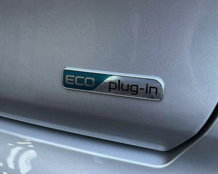 Серый Киа Niro, объемом двигателя 1.58 л и пробегом 67 тыс. км за 22600 $, фото 29 на Automoto.ua