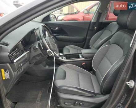 Серый Киа Niro, объемом двигателя 1.58 л и пробегом 51 тыс. км за 3000 $, фото 6 на Automoto.ua