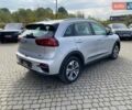 Серый Киа Niro, объемом двигателя 0 л и пробегом 82 тыс. км за 19600 $, фото 6 на Automoto.ua