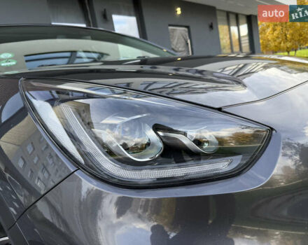 Сірий Кіа Niro, об'ємом двигуна 0 л та пробігом 70 тис. км за 19999 $, фото 4 на Automoto.ua